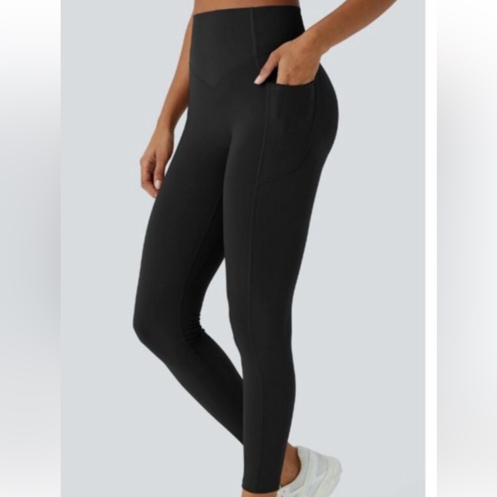 NWT Halara Ultrasculpt Butt-Lifting Leggings Black